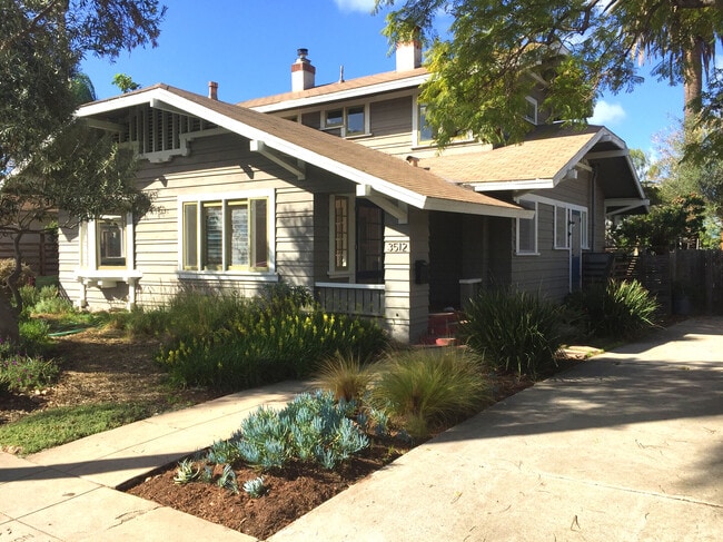 Building Photo - 3512 Pershing Ave Unit 3512