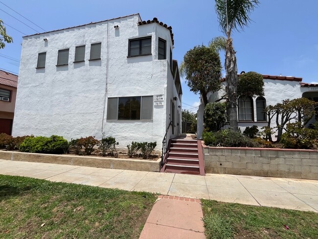 Photo - 1617 California Ave Unit 1