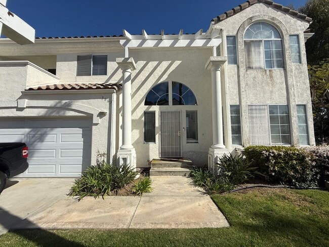 Building Photo - Recently Remodeled Spring Valley Home, 2 Car Garage, Vaulted Ceilings, Multiple Balconies