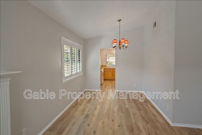 Photo - 27553 Saffron Ln