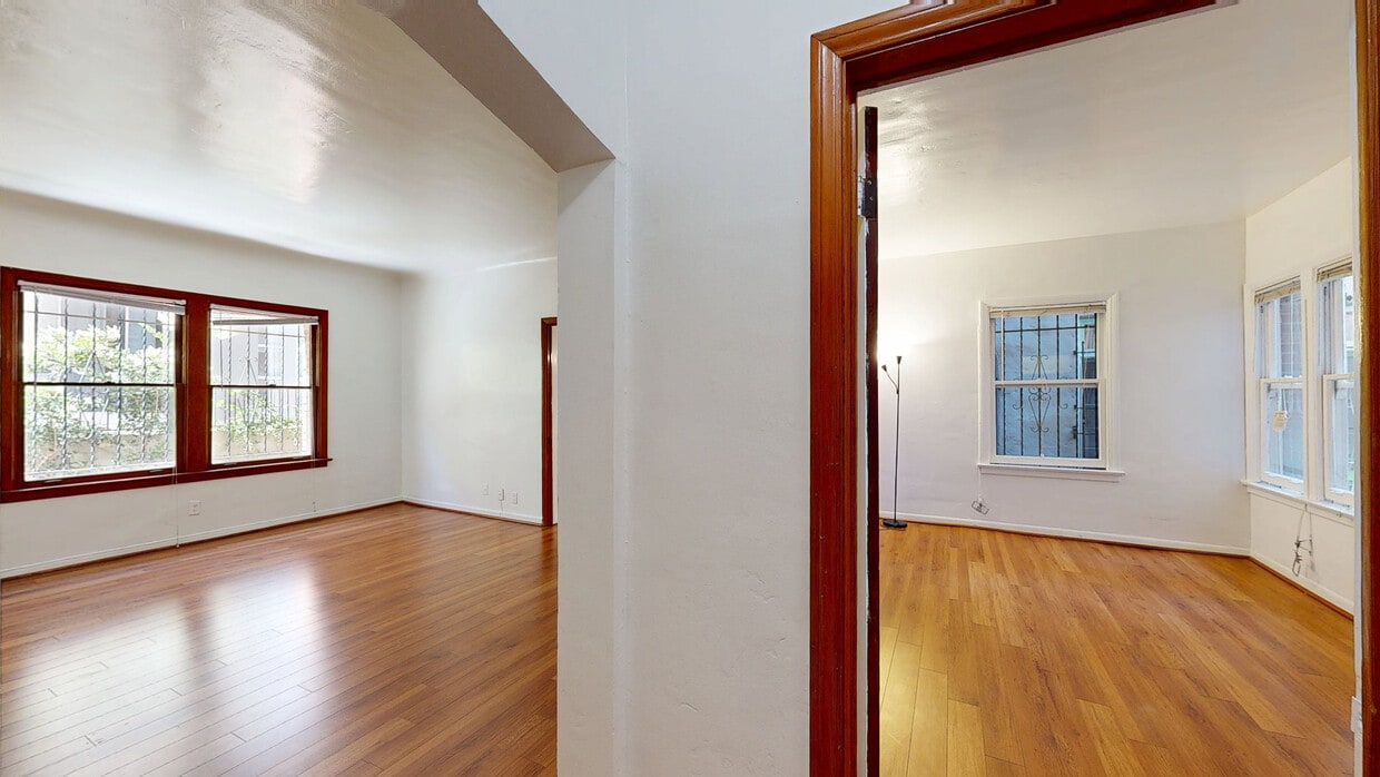 3D Tour - 611 S Cloverdale Ave Apartments