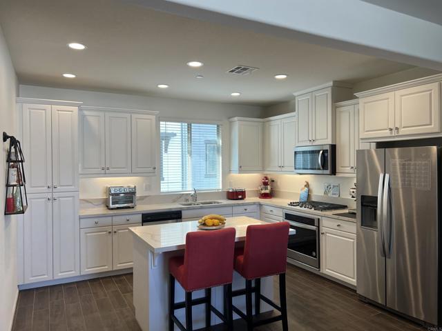Photo - 2332 Verano Wy.