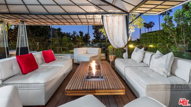 Photo - 1111 Sierra Alta Way