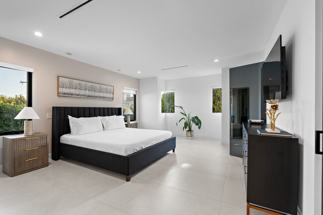 Photo - 201 Bedford Dr