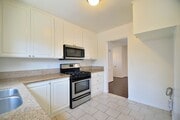 Photo - Updated 3 Bed Home w/2 Car Garage