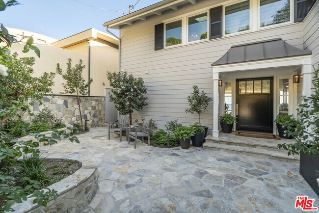 Photo - 27002 Malibu Cove Colony Dr