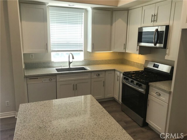 Photo - 2237 Chaffee St