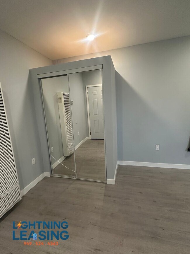 5863 1/2 S West Blvd-D - 5863 1/2 S West Blvd-D Condo Unit D