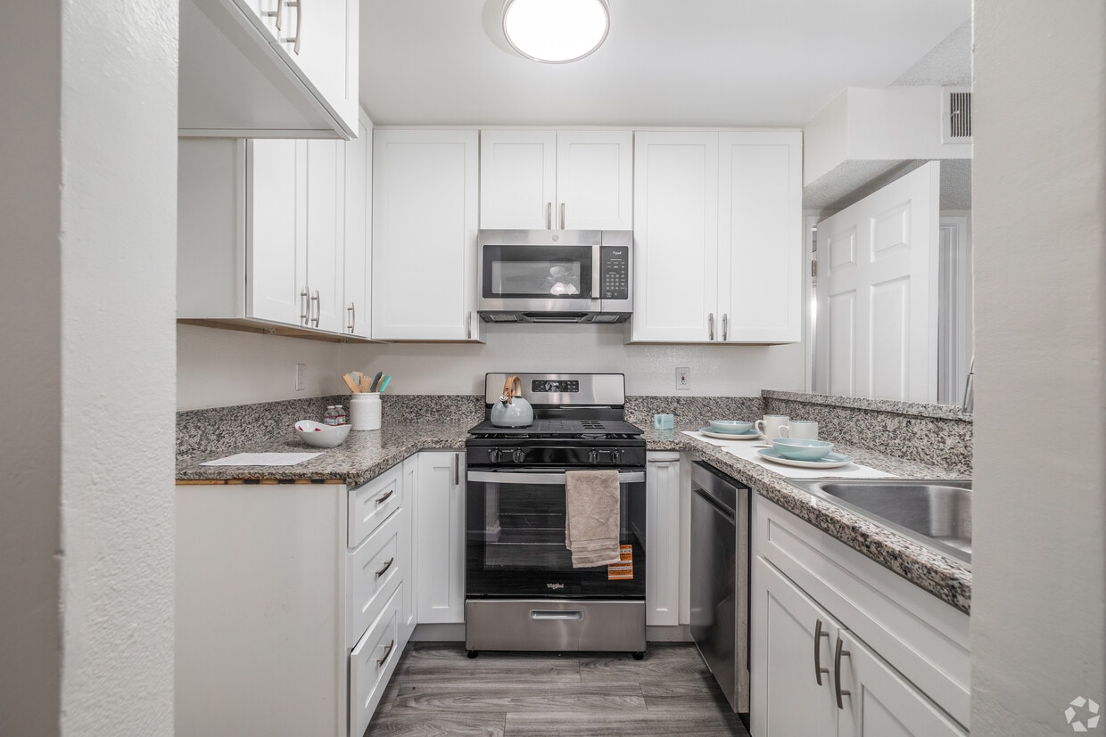 Floor Plan - 2bed 2bath unit