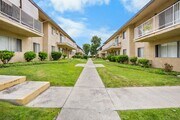 Photo - 140 - The Rowland Apartments