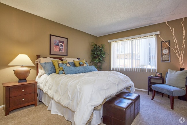 1BR, 1BA - 822 - SF - Parkewood Village