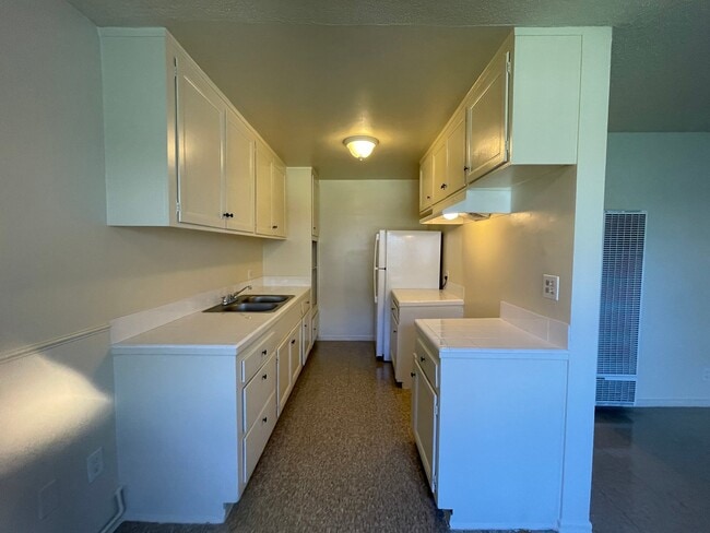 Photo - 1302 E Kingsley Ave Unit 1302 E. Kingsley Ave. 5