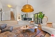 Photo - 2065 Watsonia Terrace
