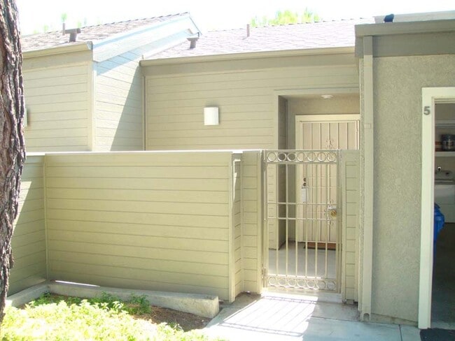 Photo - 15790 Midwood Dr