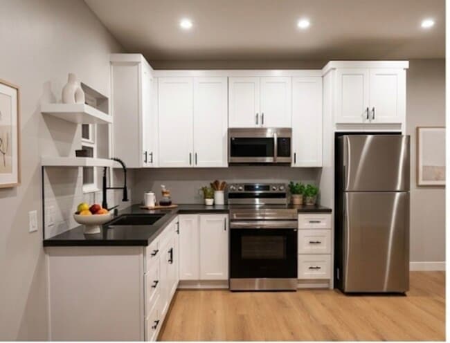 Kitchen - 2269 Euclid Ave Unit 2269 Euclid Ave B