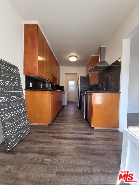 Photo - 3129 Roberts Ave