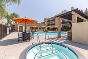 Spa - Sommerset Apartments