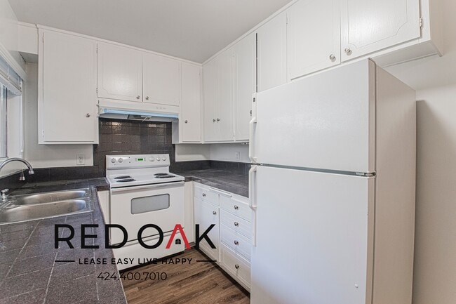 Photo - 1539 Alexandria Ave Unit 209