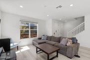 Photo - 122 Red Brick Dr