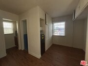 Photo - 1/2 S Mansfield Ave