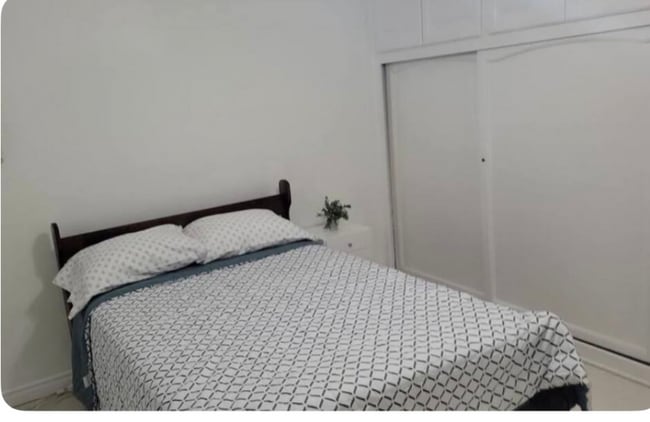 Photo - 813 Comolette St