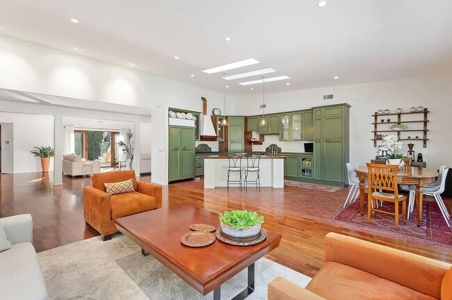 Photo - 937 Camino Viejo Rd