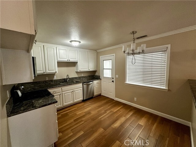 Photo - 20011 Shorewood Cir