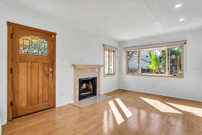 Photo - Great two story home in Pacific Beach close to the bay!