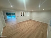 Photo - 22359 Lanark St