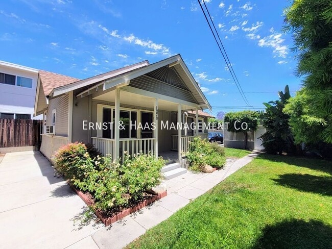 Photo - 1378 Loma Ave