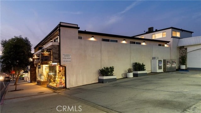 Photo - 577 Ramona Ave Unit E