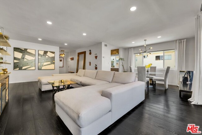 Photo - 7949 Selma Ave Unit 21