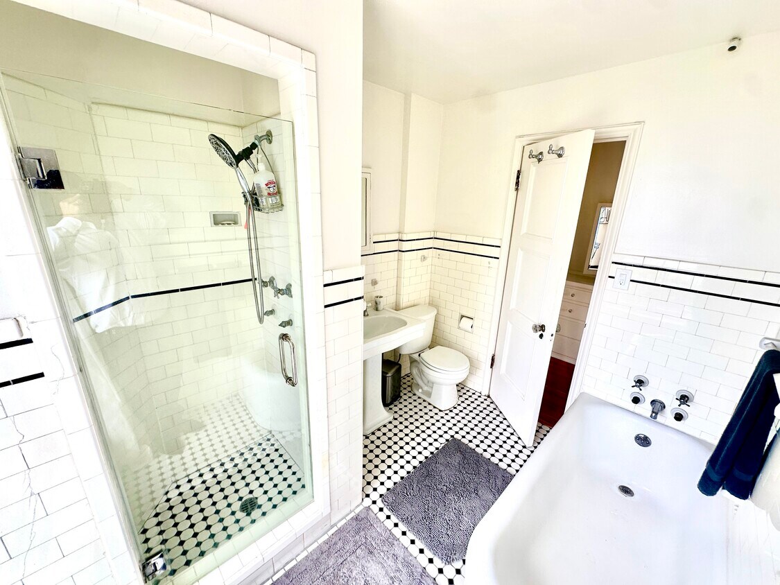 Floor Plan - 2 Bed 1 Bath