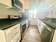 Photo - 301 Ashland Ave Unit 1