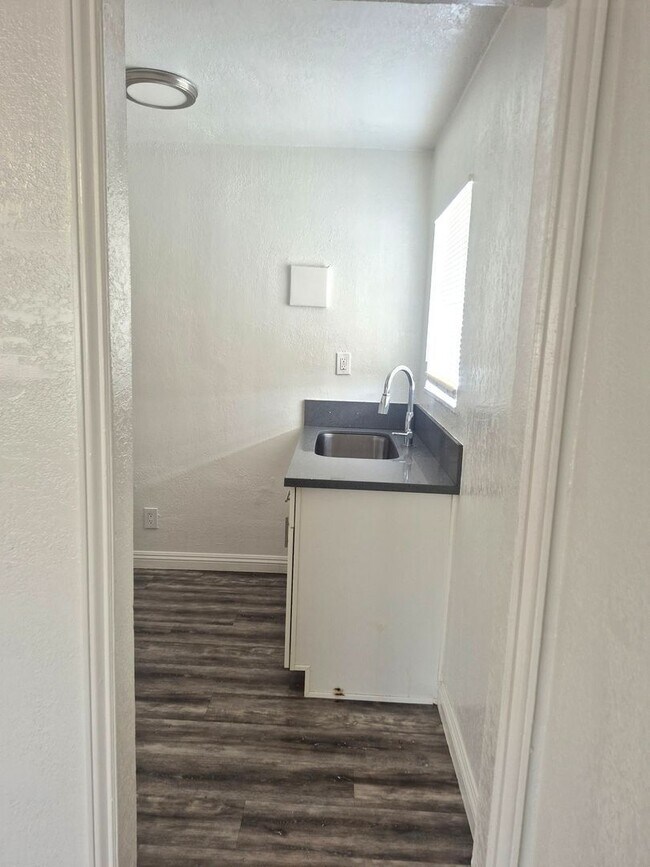 Photo - 819 S Palos Verdes St Unit A1