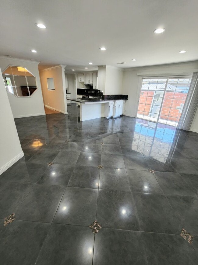 Spacious North Hollywood Home with Guest S... - Spacious North Hollywood Home with Guest S...