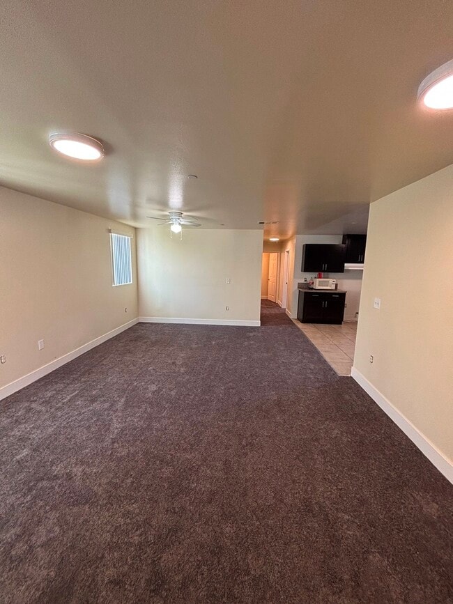 Photo - 632 W 94th St