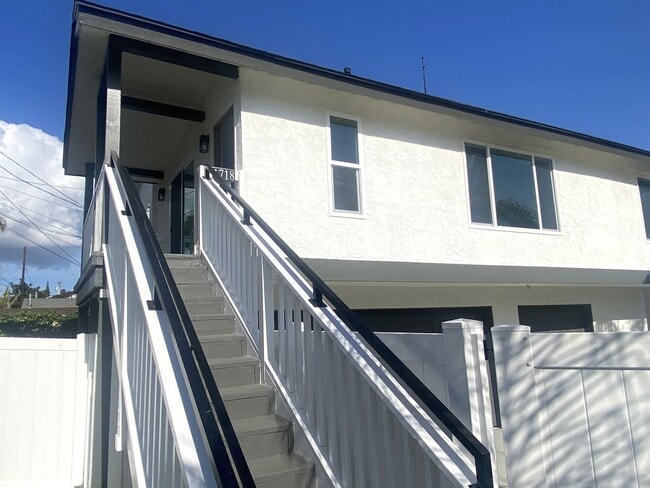 Photo - Lomita 252 Unit Rear Upper - 1718