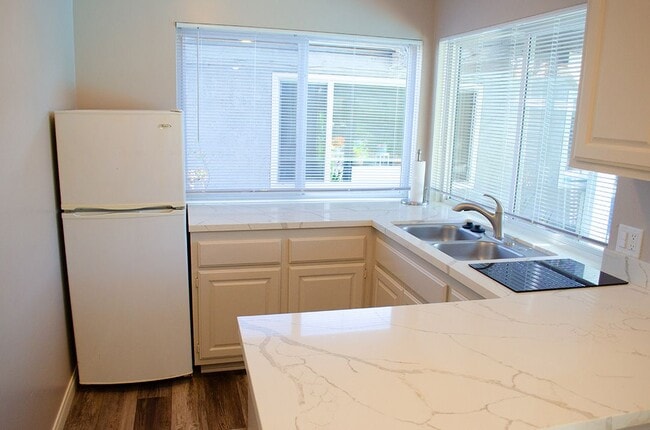 Photo - 219 Essex St Unit A