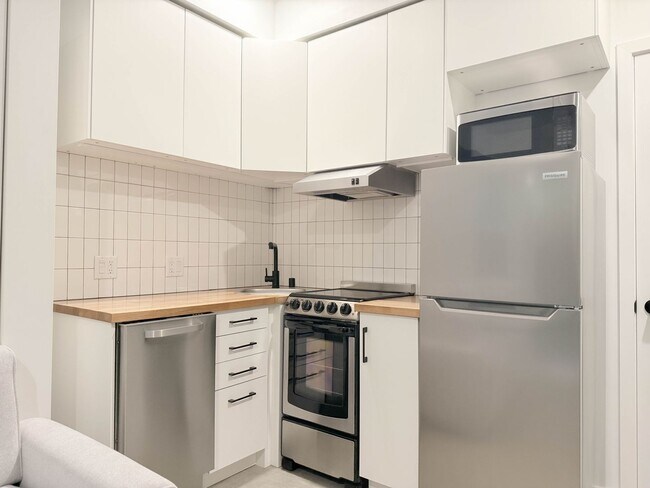 Photo - 1520 Tyler House