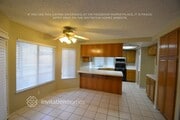 Photo - 4546 Grandview Dr House