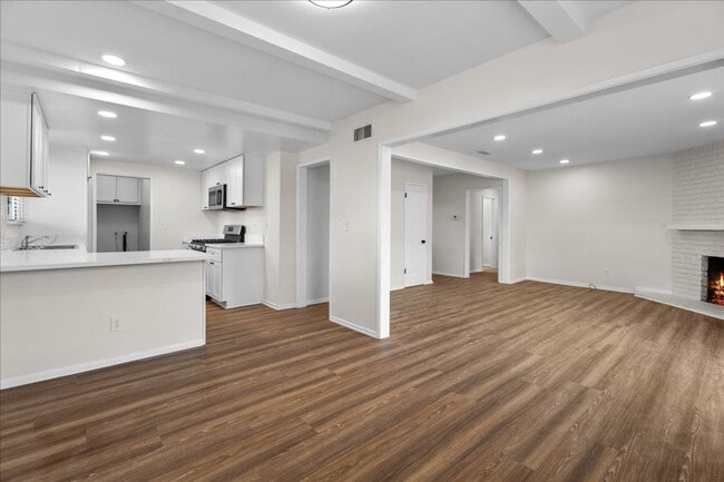 Photo - Updated Winnetka 3-Bedroom with Backyard a...