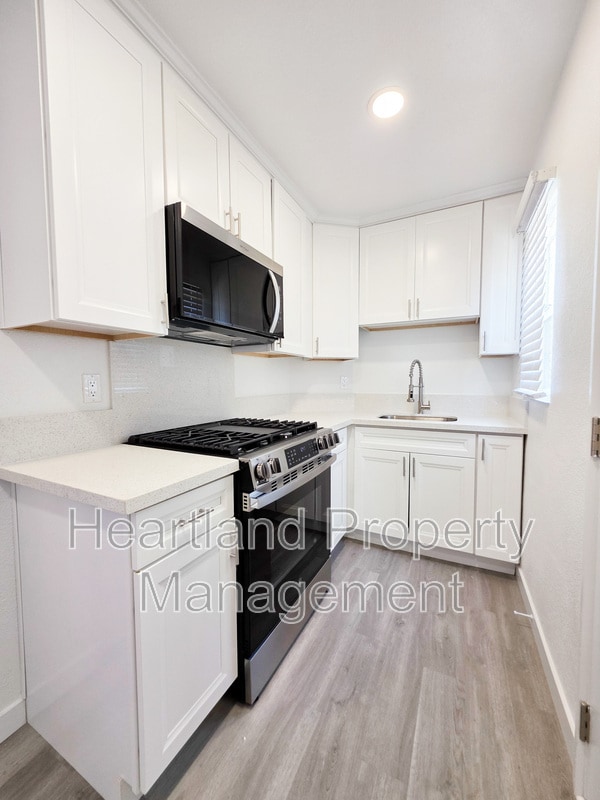 Photo - 3873 1/2 39th St.