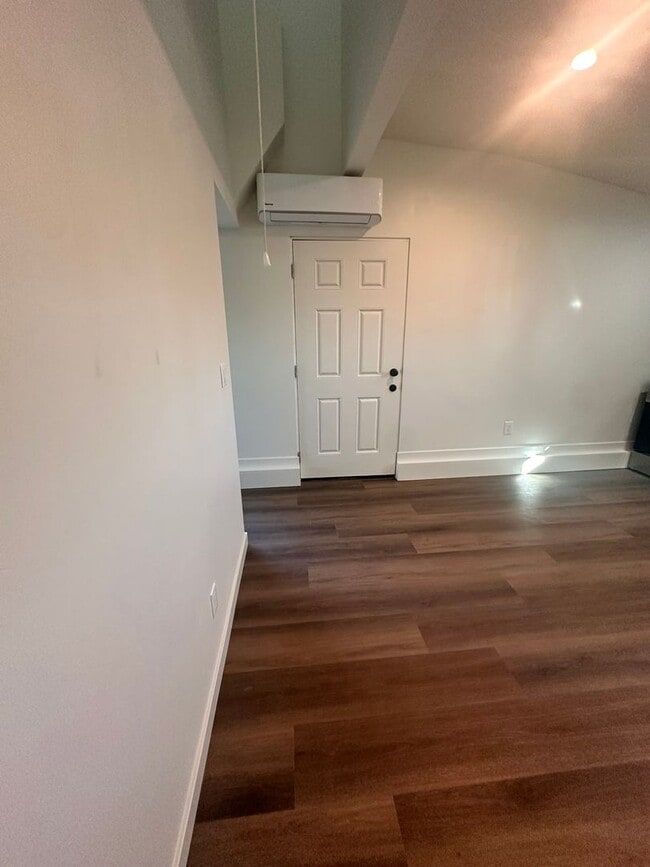 Photo - 352 Bonito Ave Unit #3