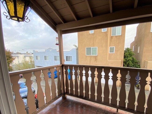 Photo - DOUBLE Car Garage! Balcony! Walkable to Restaurants! Unit 4138 Udall St