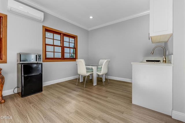 Photo - 1115 S Wilton Pl