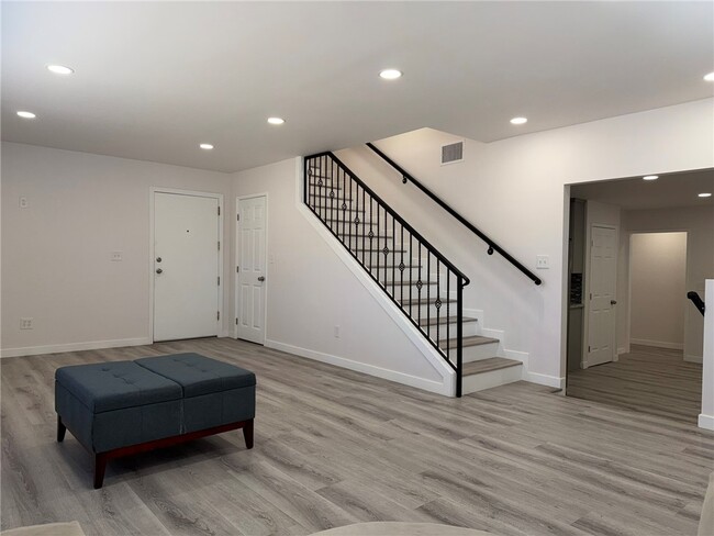 Photo - 844 Woodlawn St