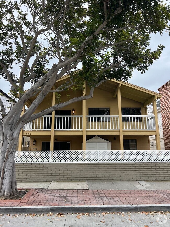 Building Photo - Beachside Living on Balboa Peninsula - Com... Rental