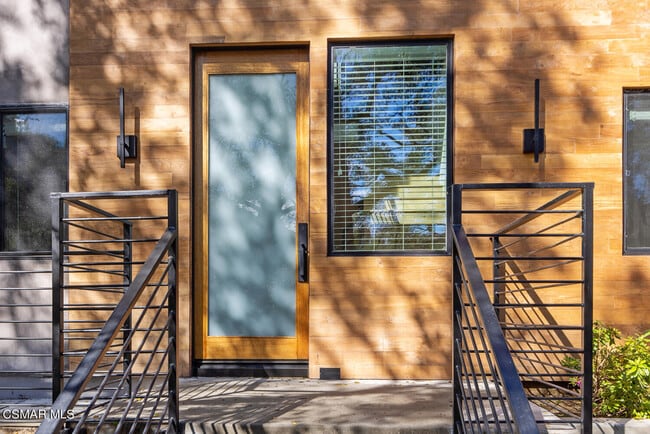 Photo - 2224 Thorsby Rd