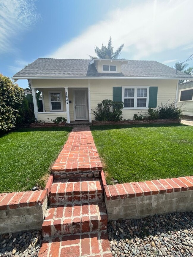 Building Photo - Charming 2 bedroom/1 Bath Home in Normal Heights/ Kensington Area! Ready to Move In Now! $2,950